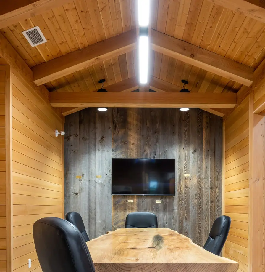 T-G-paneling-feature